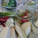 K82 & Bed & Breakfast Kirchentellinsfurt