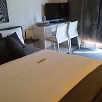 K82 & Bed & Breakfast 4*