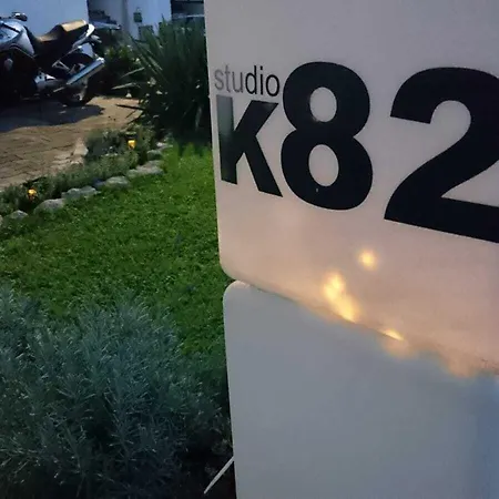 Bed and breakfast K82 &