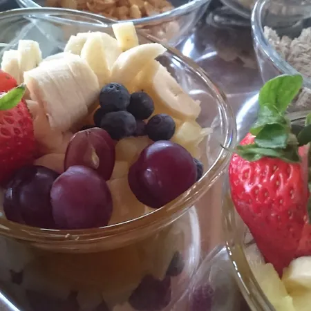 ベッド・アンド・ブレックファスト K82 & 4*