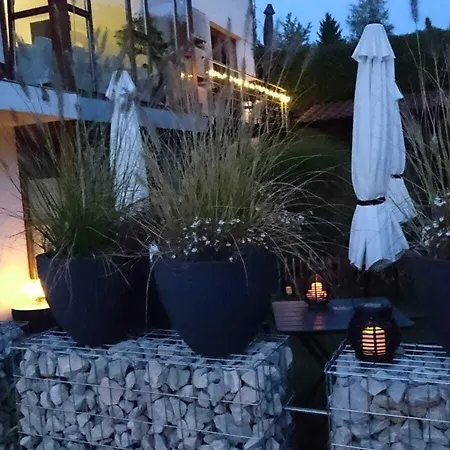 Bed & Breakfast K82 &