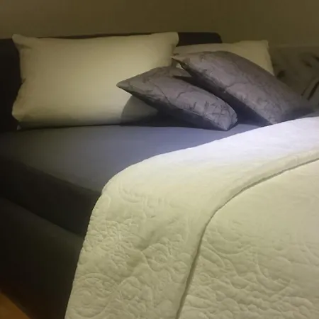Bed & Breakfast K82 &