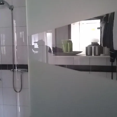 Bed and breakfast K82 & 4*