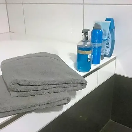 K82 & Bed & Breakfast Kirchentellinsfurt