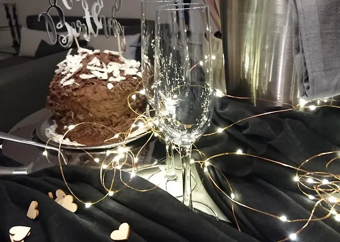 לינה וארוחת בוקר K82 & Kirchentellinsfurt